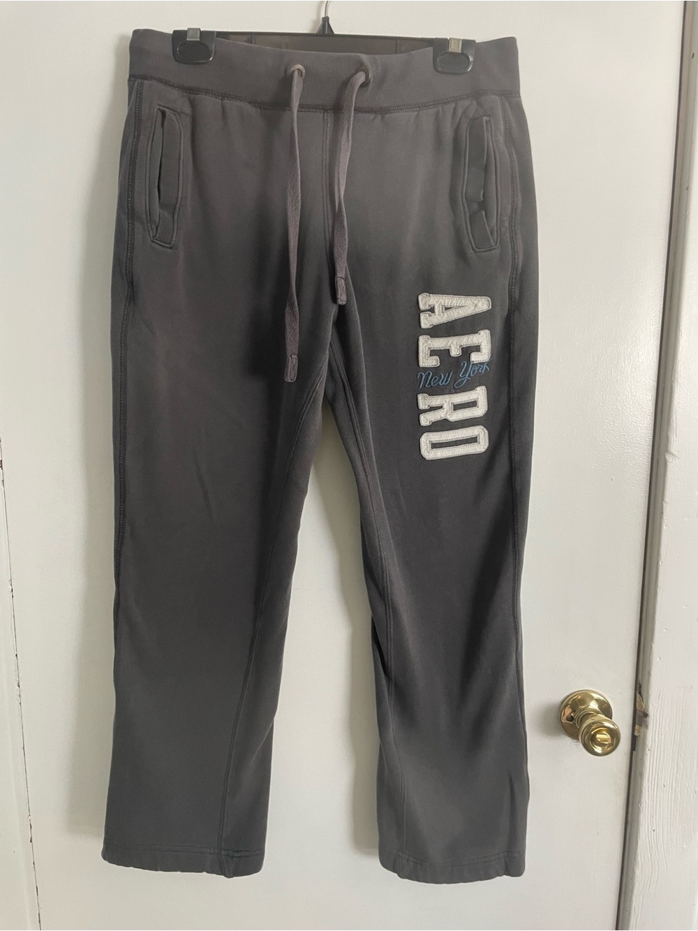 Men's Charcoal Gray Aeropostale size Small Sweatpants